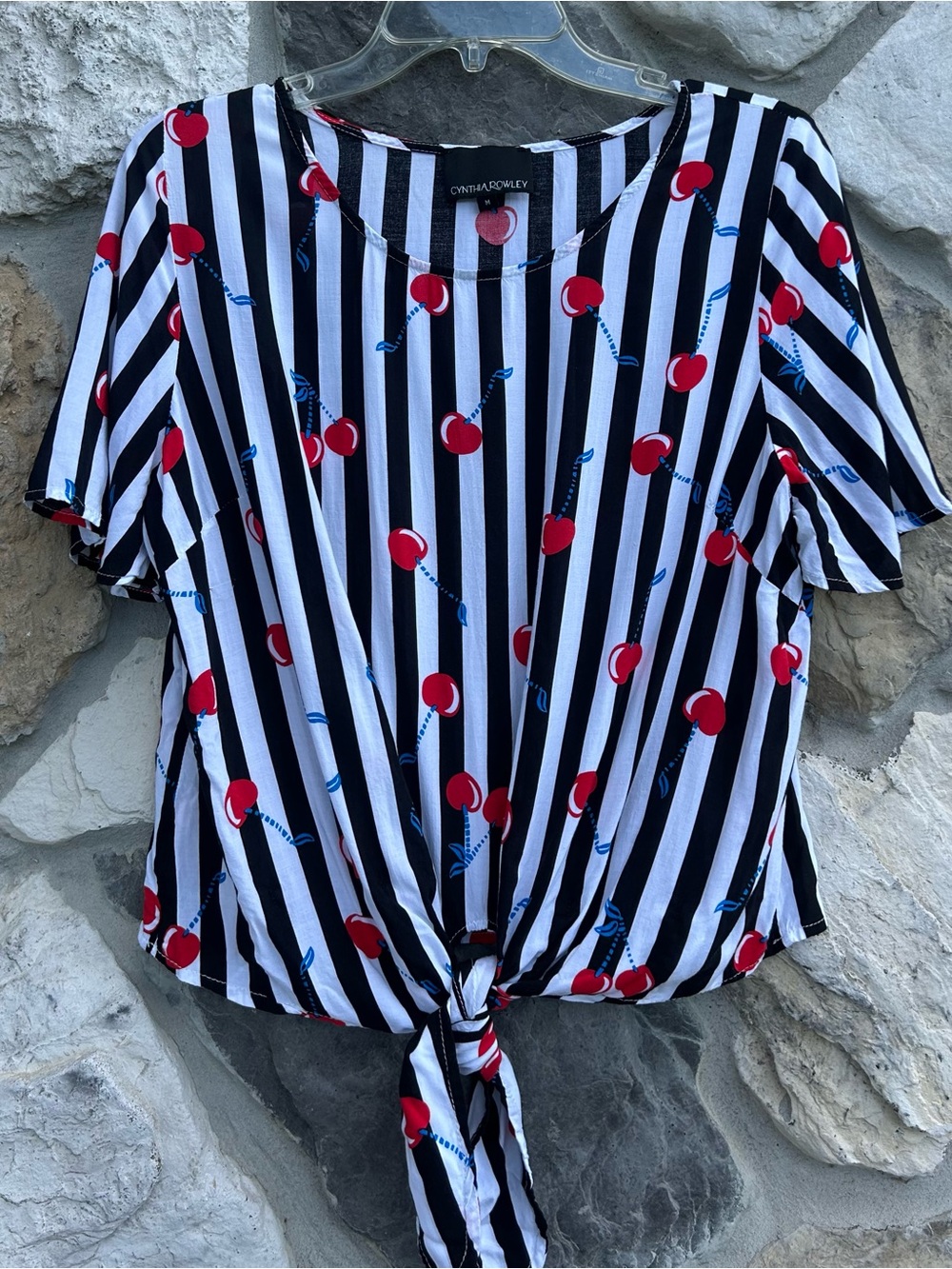 Cynthia Rowley Summer Top Blouse Size M Cherry Print Retro Girly Pin Up Vintage